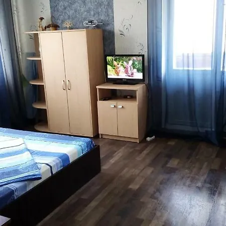 Квартира Рядом Севастопольская Площадь,Добробут,Жуляны Apartment *